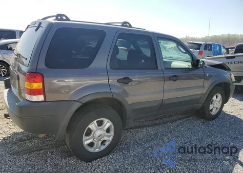 2002 Ford Escape Xlt z USA, uszkodzony, nr VIN 1FMCU04162KC49491